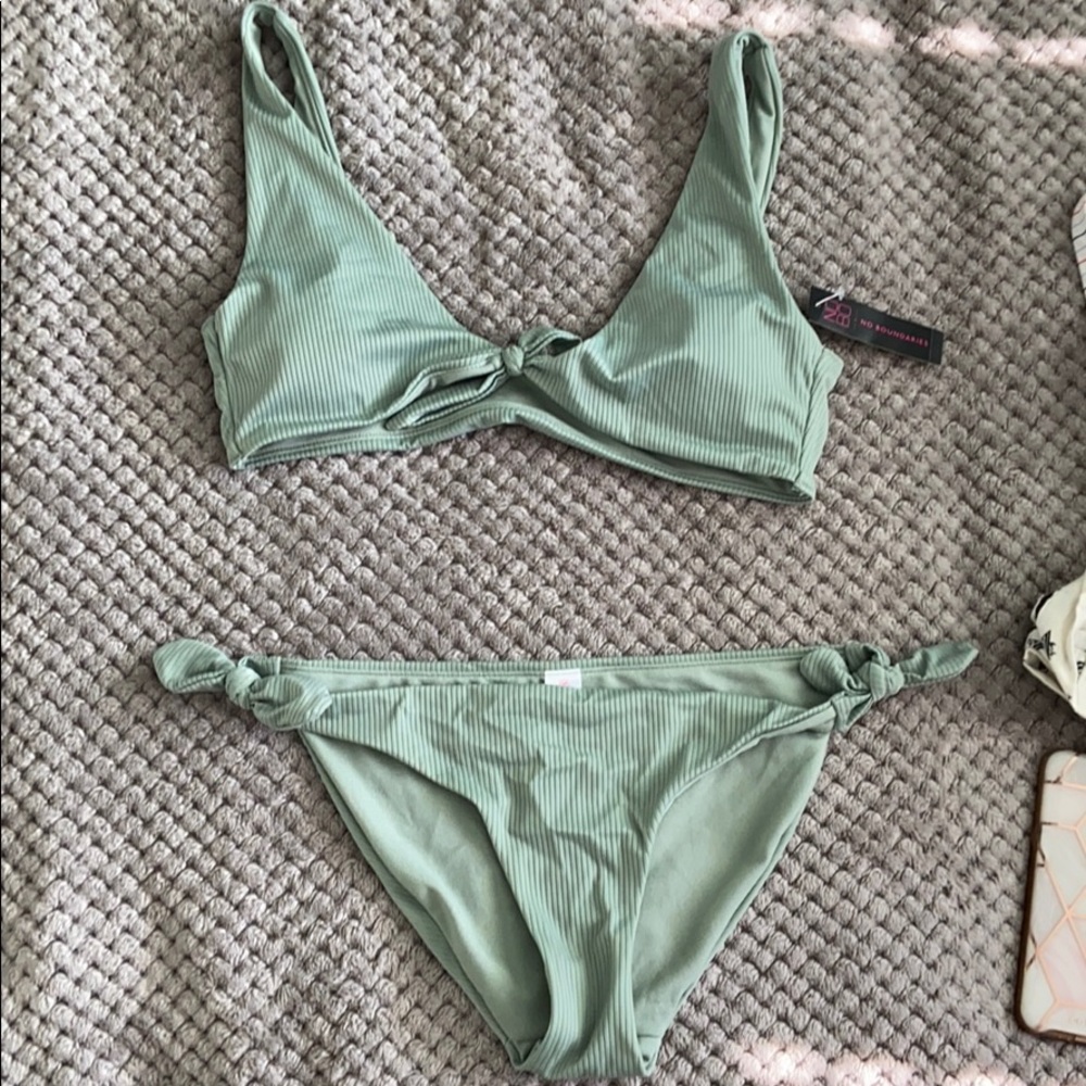 Bathing suit
